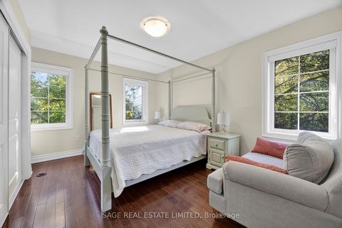 Photo 18 at 1 - 10 Hargrave Lane S, York Mills, Toronto