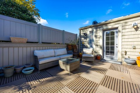 Photo 37 at 1 - 10 Hargrave Lane S, York Mills, Toronto