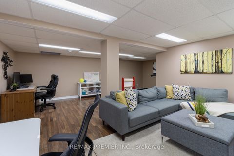 Photo 39 at 81 Purcell Crescent, Maple, Vaughan