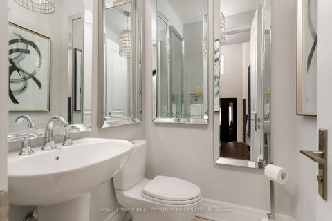 Photo 6 at 251 Hanover Street, WO West, Oakville