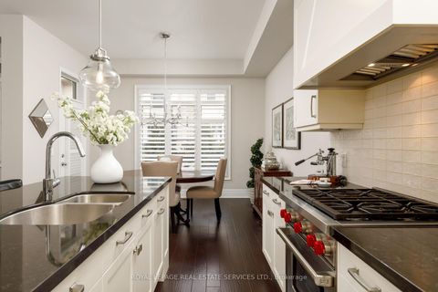 Photo 17 at 251 Hanover Street, WO West, Oakville