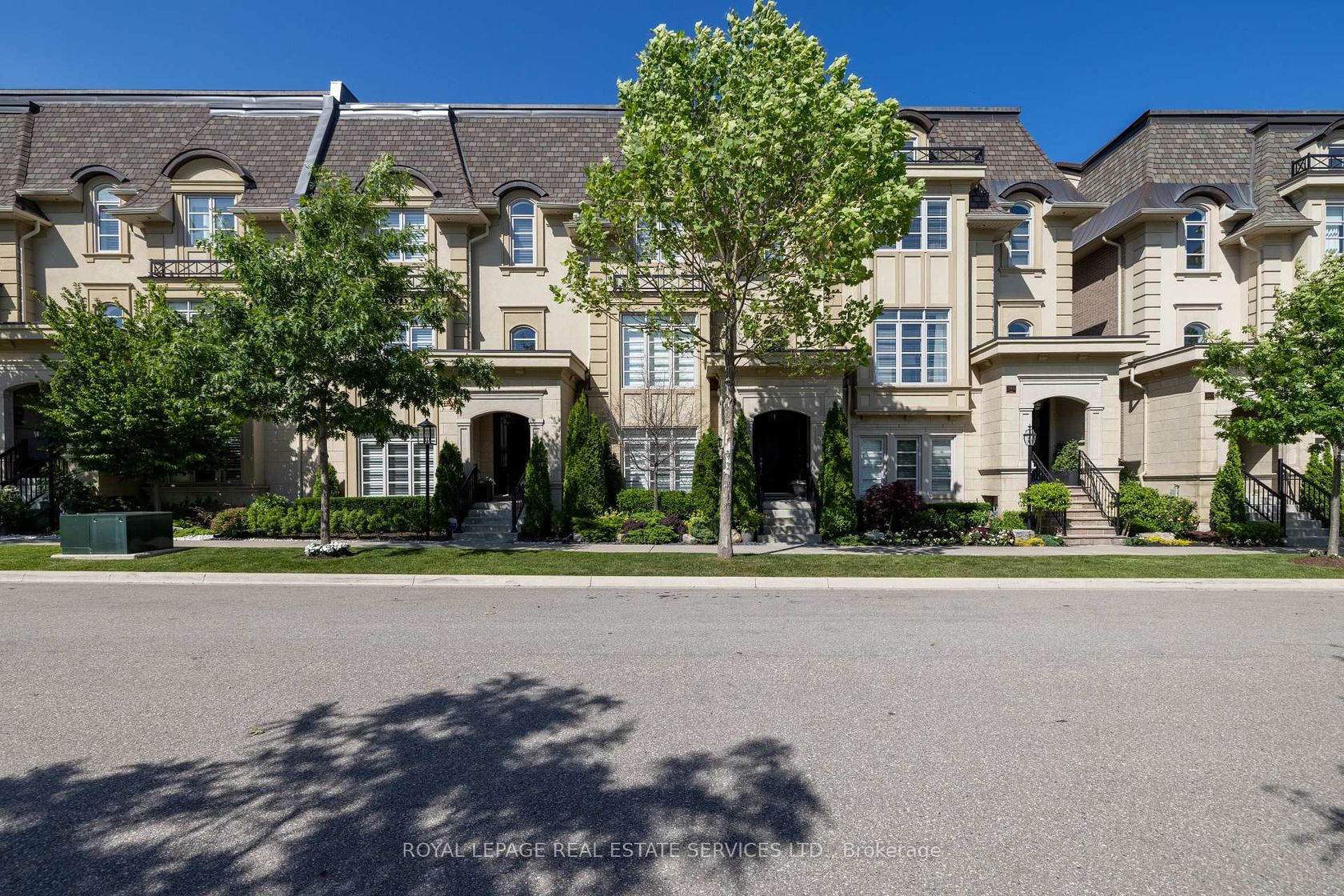 251 Hanover Street, WO West, Oakville 