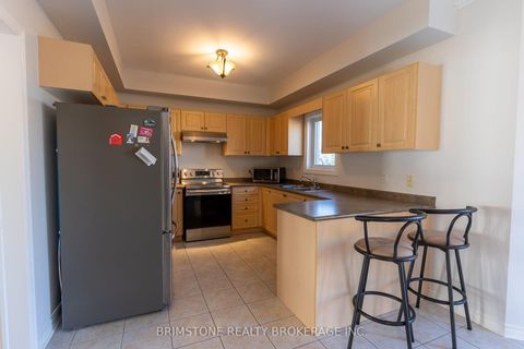 Photo 12 at 6 Silvercreek Crescent, Ardagh, Barrie