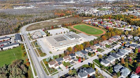 Photo 42 at 6 Silvercreek Crescent, Ardagh, Barrie