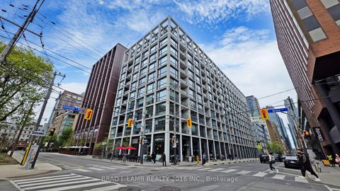 Photo 1 at 518 - 39 Brant Street W, Niagara, Toronto
