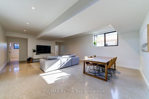 Photo 32 at 18 Raintree Court, Rural Clearview, Clearview