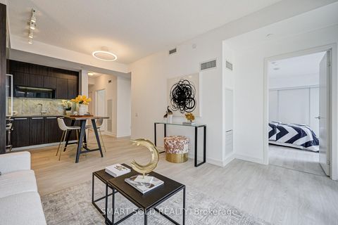 Photo 17 at 305 - 90 Queens Wharf Road, Waterfront Communities C1, Toronto