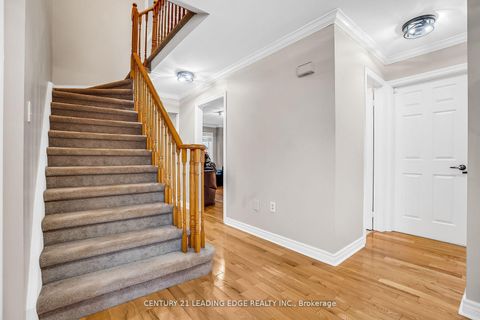 Photo 3 at 21 Brushwood Crescent, Bayshore, Barrie