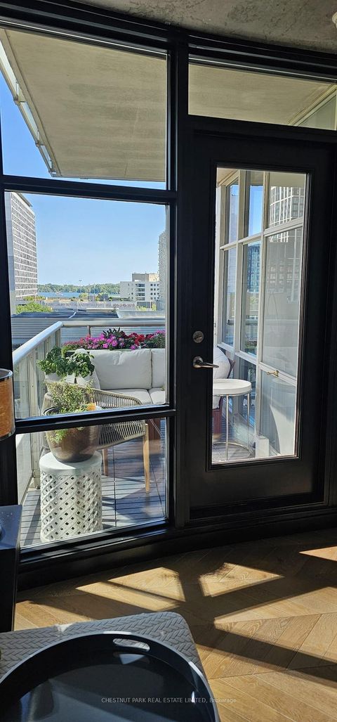 Photo 39 at 709 - 10 Navy Wharf Court, Waterfront Communities C1, Toronto