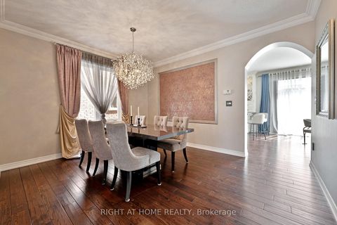 Photo 4 at 37 Newbridge Avenue, Oak Ridges, Richmond Hill