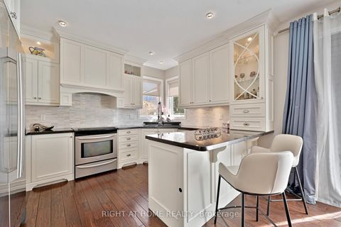 Photo 5 at 37 Newbridge Avenue, Oak Ridges, Richmond Hill