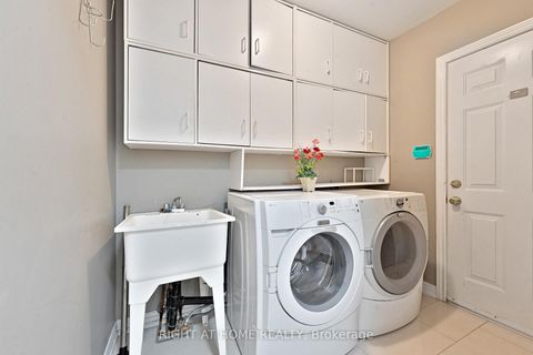 Photo 13 at 37 Newbridge Avenue, Oak Ridges, Richmond Hill