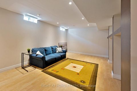 Photo 21 at 37 Newbridge Avenue, Oak Ridges, Richmond Hill