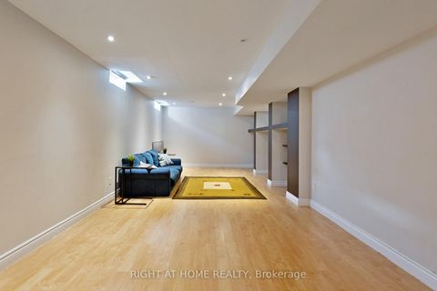 Photo 22 at 37 Newbridge Avenue, Oak Ridges, Richmond Hill