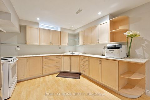 Photo 26 at 37 Newbridge Avenue, Oak Ridges, Richmond Hill