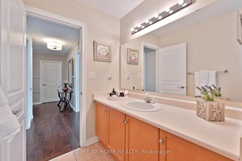 Photo 30 at 37 Newbridge Avenue, Oak Ridges, Richmond Hill