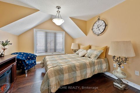 Photo 36 at 37 Newbridge Avenue, Oak Ridges, Richmond Hill