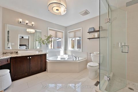 Photo 38 at 37 Newbridge Avenue, Oak Ridges, Richmond Hill