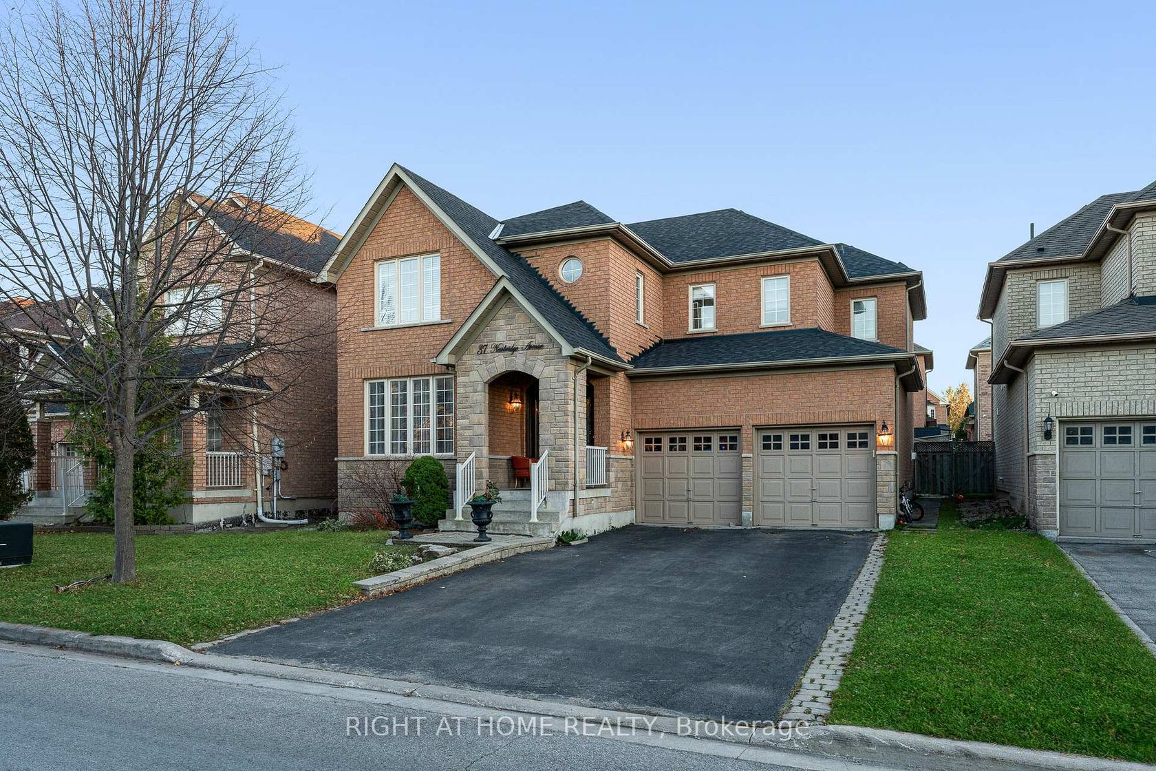 37 Newbridge Avenue, Oak Ridges, Richmond Hill photo number 2