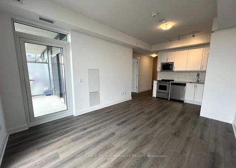 Photo 13 at 404 - 20 Gatineau Drive, Beverley Glen, Vaughan