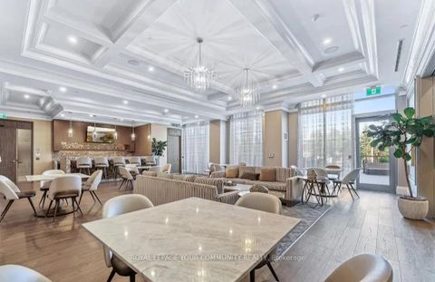 Photo 22 at 404 - 20 Gatineau Drive, Beverley Glen, Vaughan