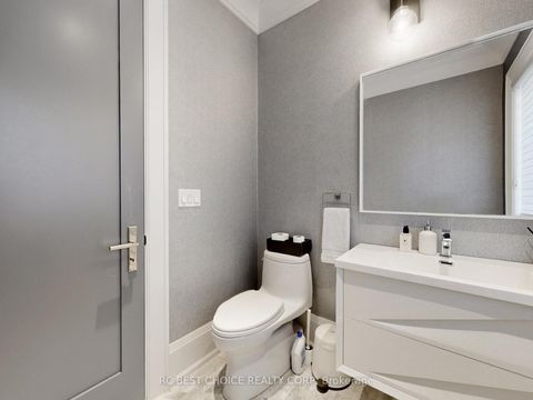 Photo 12 at 86 Princess Avenue, Willowdale East, Toronto