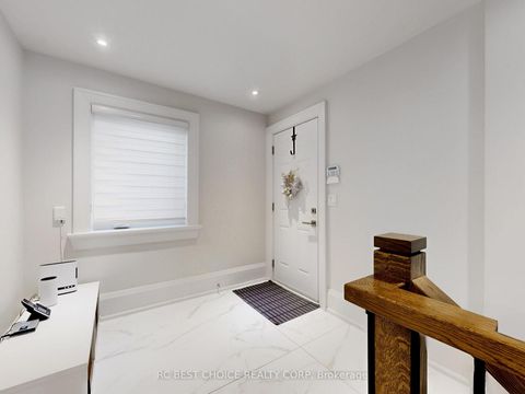 Photo 13 at 86 Princess Avenue, Willowdale East, Toronto