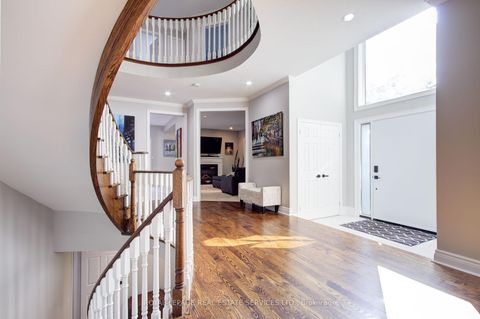 Photo 4 at 1079 Skyvalley Crescent, WT West Oak Trails, Oakville