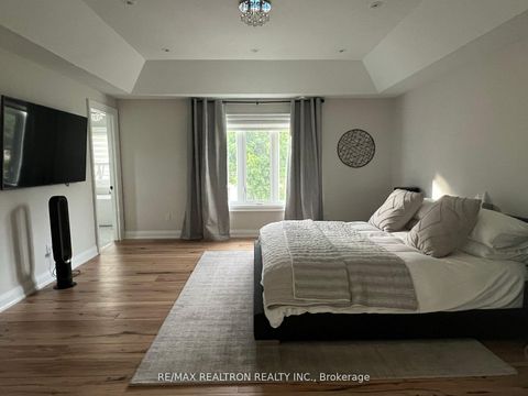 Photo 7 at 28 Burwood Road, Rosethorn, Toronto