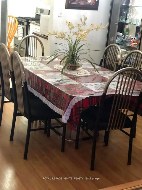 Photo 7 at 36 Goskin Court, Malvern, Toronto