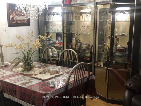 Photo 8 at 36 Goskin Court, Malvern, Toronto