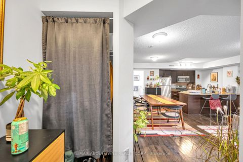 Photo 4 at 144 - 12 Foundry Avenue, Junction, Toronto