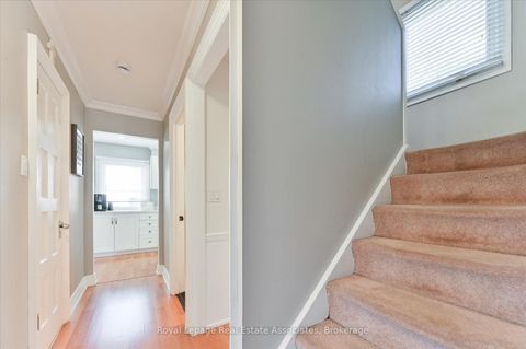 Photo 15 at 97 Hearst Circle, Amesbury, Toronto
