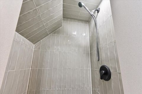 Photo 23 at 97 Hearst Circle, Amesbury, Toronto