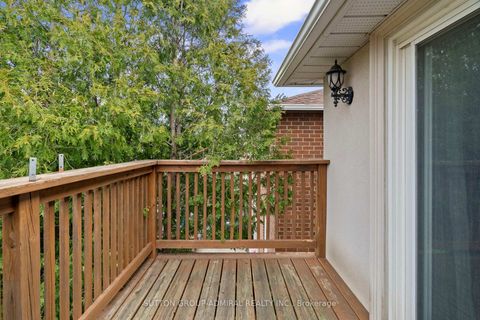 Photo 23 at 24 Patrice Crescent, Yorkhill, Vaughan