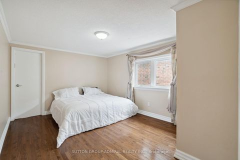 Photo 24 at 24 Patrice Crescent, Yorkhill, Vaughan