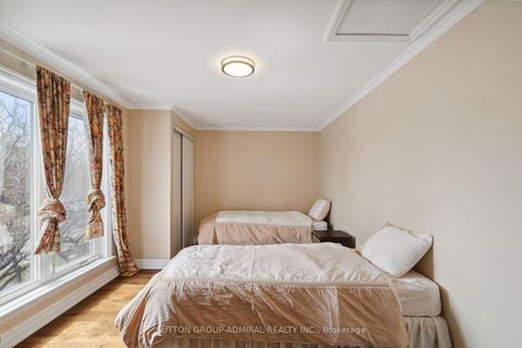 Photo 31 at 24 Patrice Crescent, Yorkhill, Vaughan