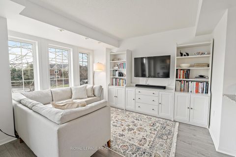Photo 16 at 42 - 2614 Dashwood Drive, WT West Oak Trails, Oakville