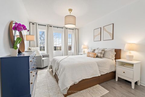 Photo 27 at 42 - 2614 Dashwood Drive, WT West Oak Trails, Oakville