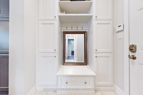 Photo 20 at 140 Magnolia Crescent, GO Glenorchy, Oakville