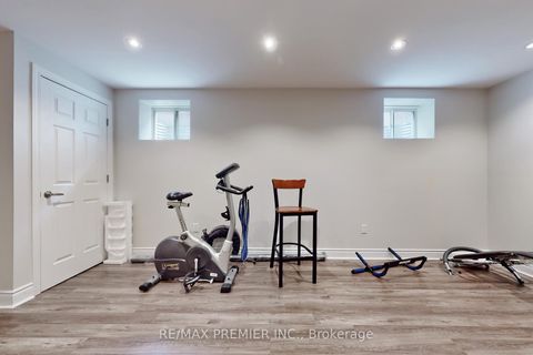 Photo 44 at 140 Magnolia Crescent, GO Glenorchy, Oakville