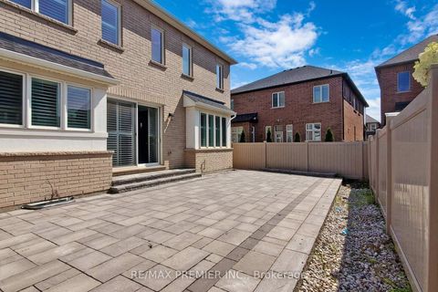 Photo 48 at 140 Magnolia Crescent, GO Glenorchy, Oakville