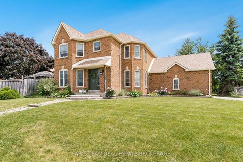 Photo 1 at 142 Livingstone Street W, West Bayfield, Barrie