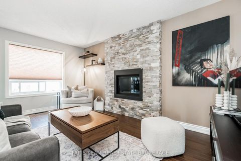 Photo 11 at 142 Livingstone Street W, West Bayfield, Barrie