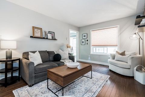 Photo 12 at 142 Livingstone Street W, West Bayfield, Barrie