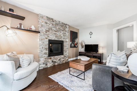 Photo 13 at 142 Livingstone Street W, West Bayfield, Barrie