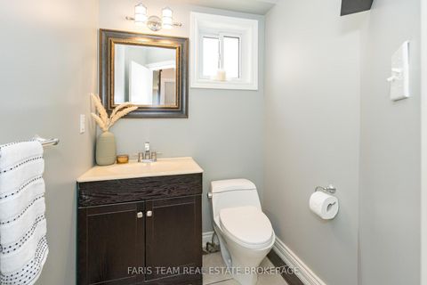 Photo 16 at 142 Livingstone Street W, West Bayfield, Barrie