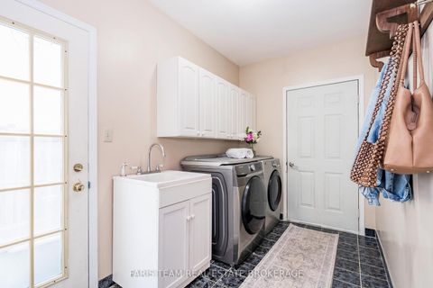 Photo 17 at 142 Livingstone Street W, West Bayfield, Barrie