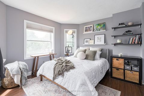 Photo 22 at 142 Livingstone Street W, West Bayfield, Barrie