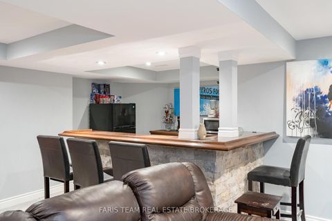 Photo 30 at 142 Livingstone Street W, West Bayfield, Barrie